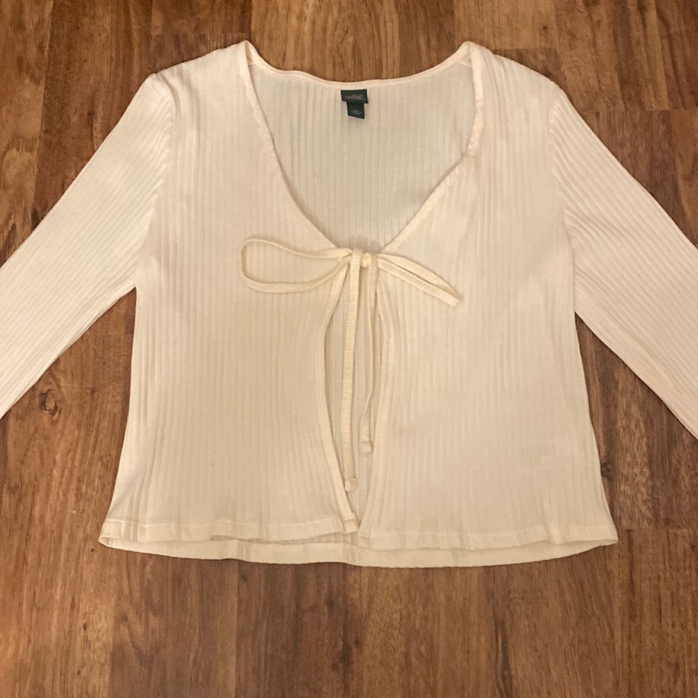 White Long sleeve, Seamless tie-front